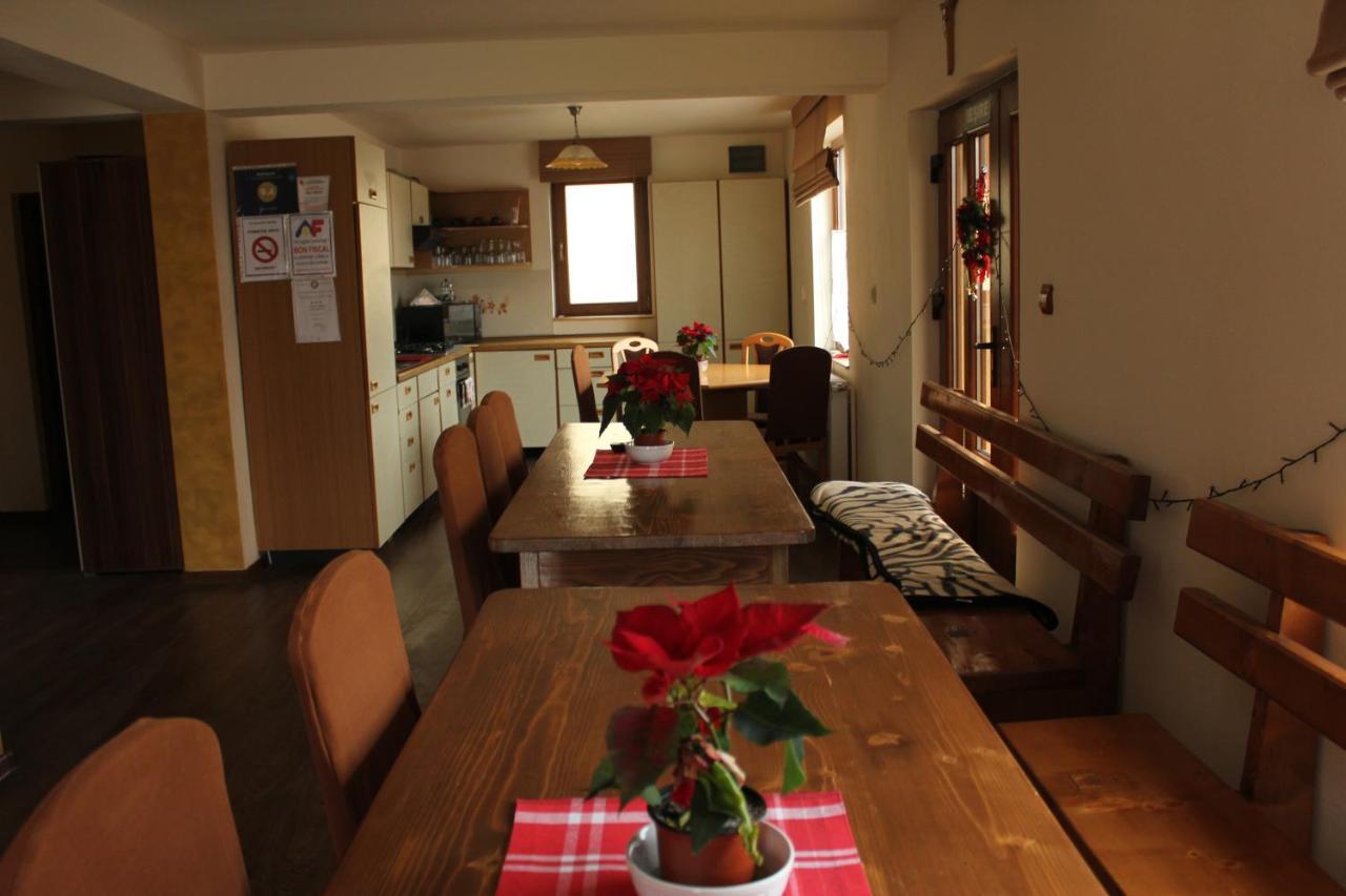 Hotel Casa Linistita Chiscau Zewnętrze zdjęcie