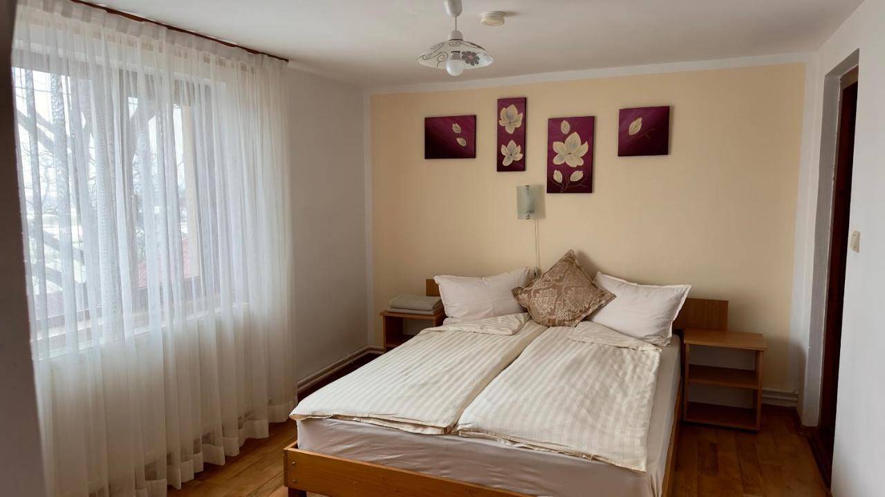 Hotel Casa Linistita Chiscau Zewnętrze zdjęcie