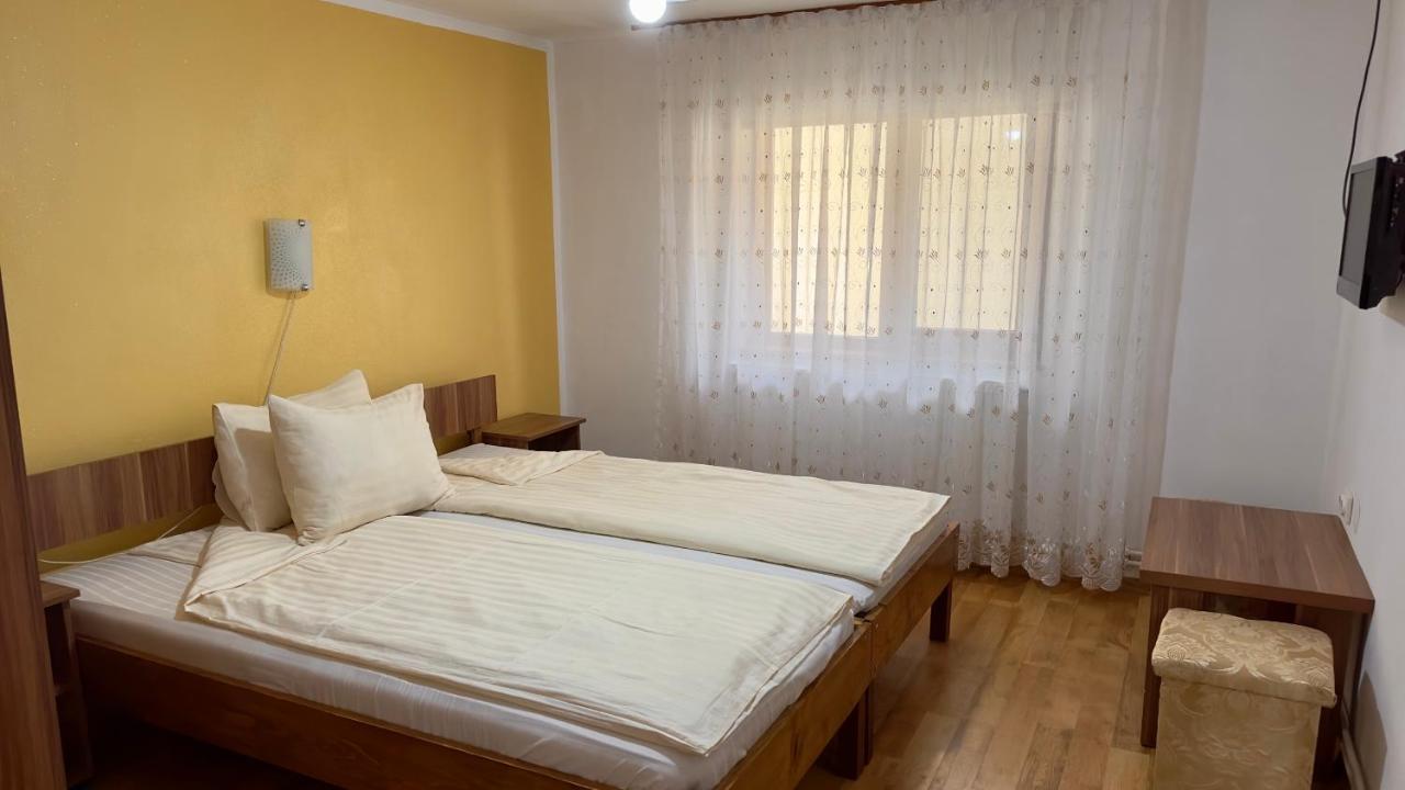 Hotel Casa Linistita Chiscau Zewnętrze zdjęcie