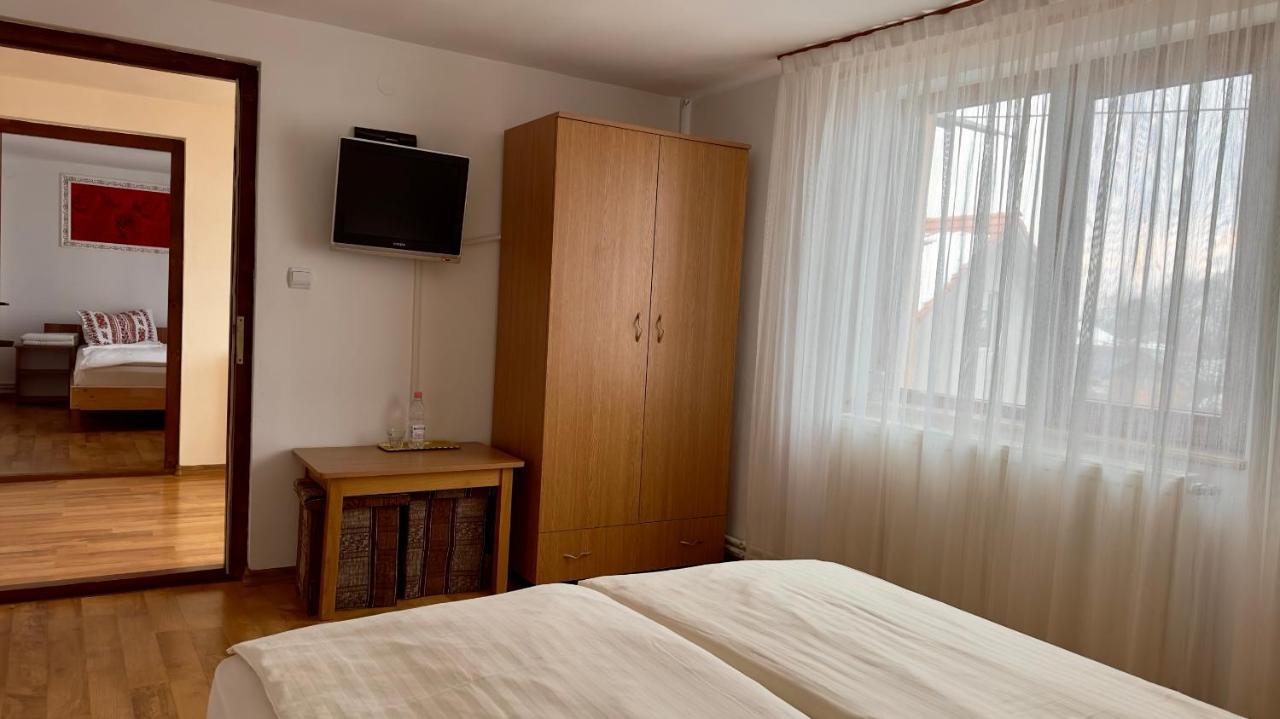 Hotel Casa Linistita Chiscau Zewnętrze zdjęcie