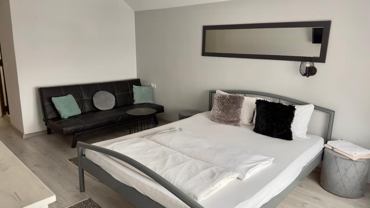 Hotel Casa Linistita Chiscau Zewnętrze zdjęcie