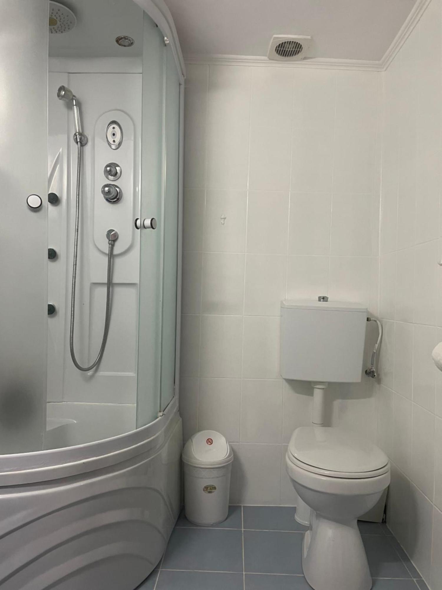 Hotel Casa Linistita Chiscau Zewnętrze zdjęcie
