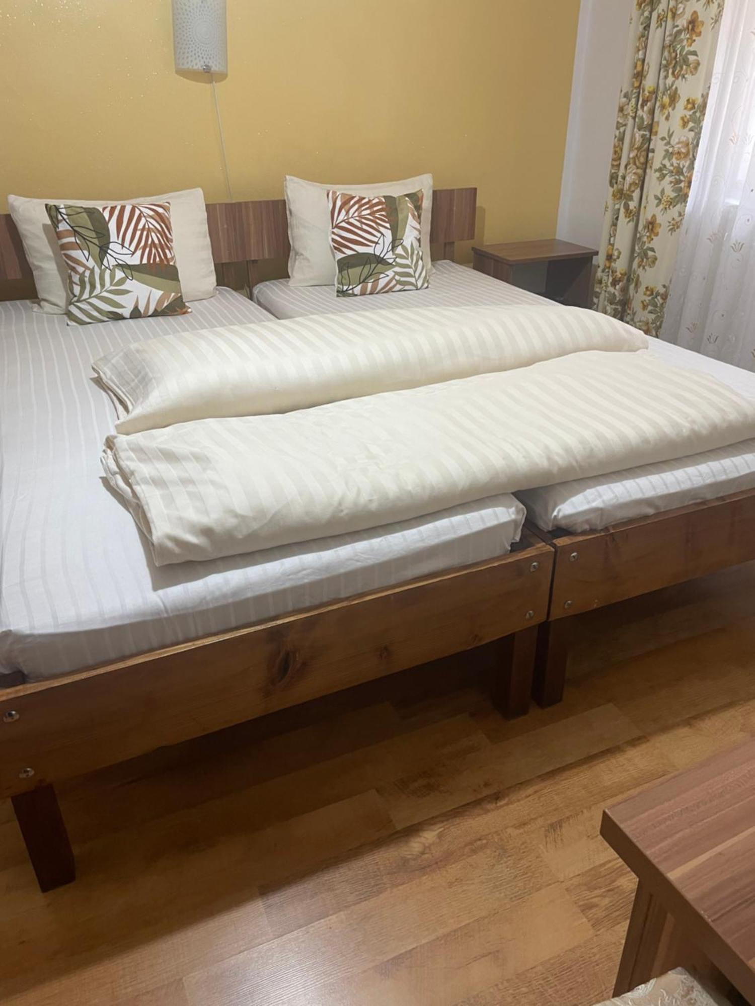 Hotel Casa Linistita Chiscau Zewnętrze zdjęcie