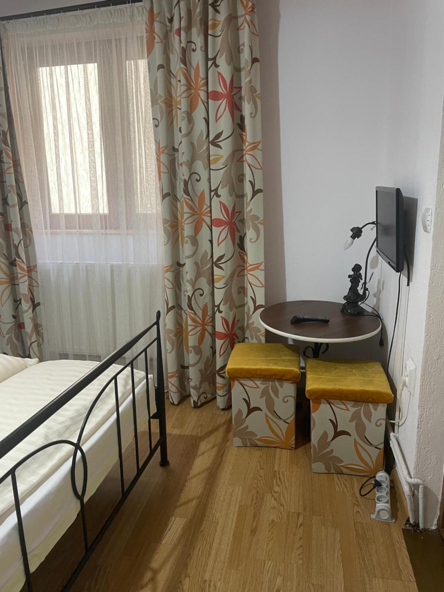 Hotel Casa Linistita Chiscau Zewnętrze zdjęcie